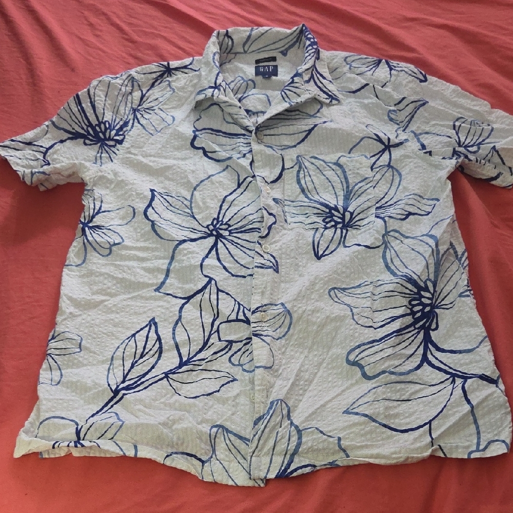 GAP Men's Casual White and Blue Floral Shirt